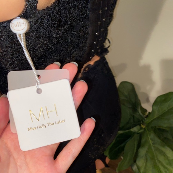 Two Piece Lace Miss Holly Dress - Picture 5 of 5